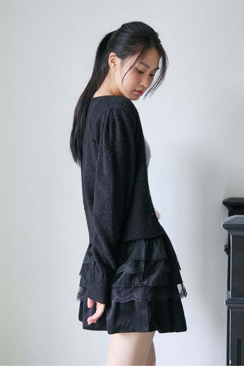 모델 착장_BLACK_2 (model-wearing · BLACK · 2/2)
