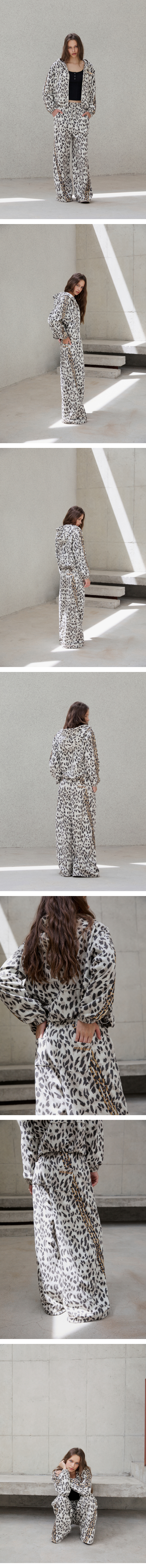 페이지 1 (model-wearing · LIGHT BEIGE · 1/2)