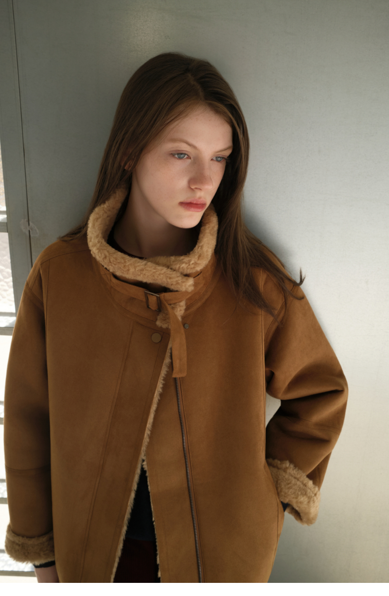 모델 착장 (model-wearing · 2/2)