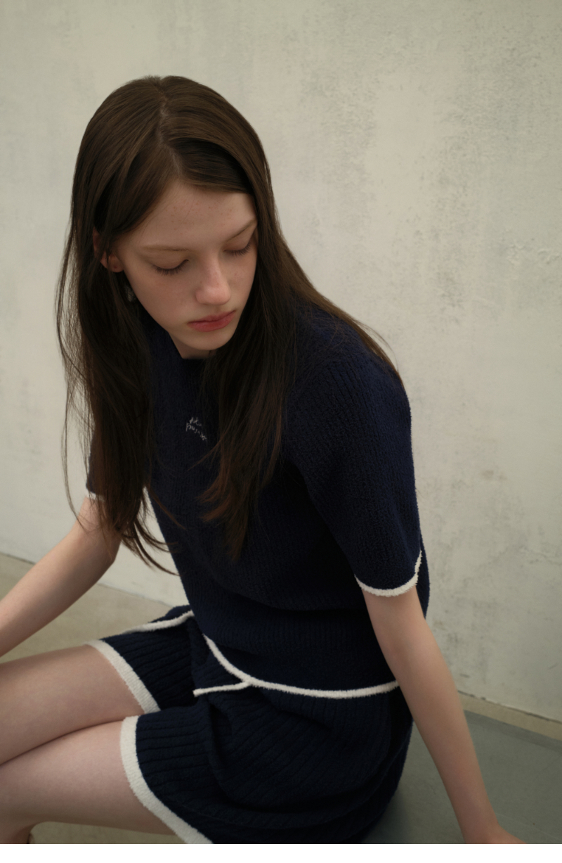모델 착장 (model-wearing · 2/2)
