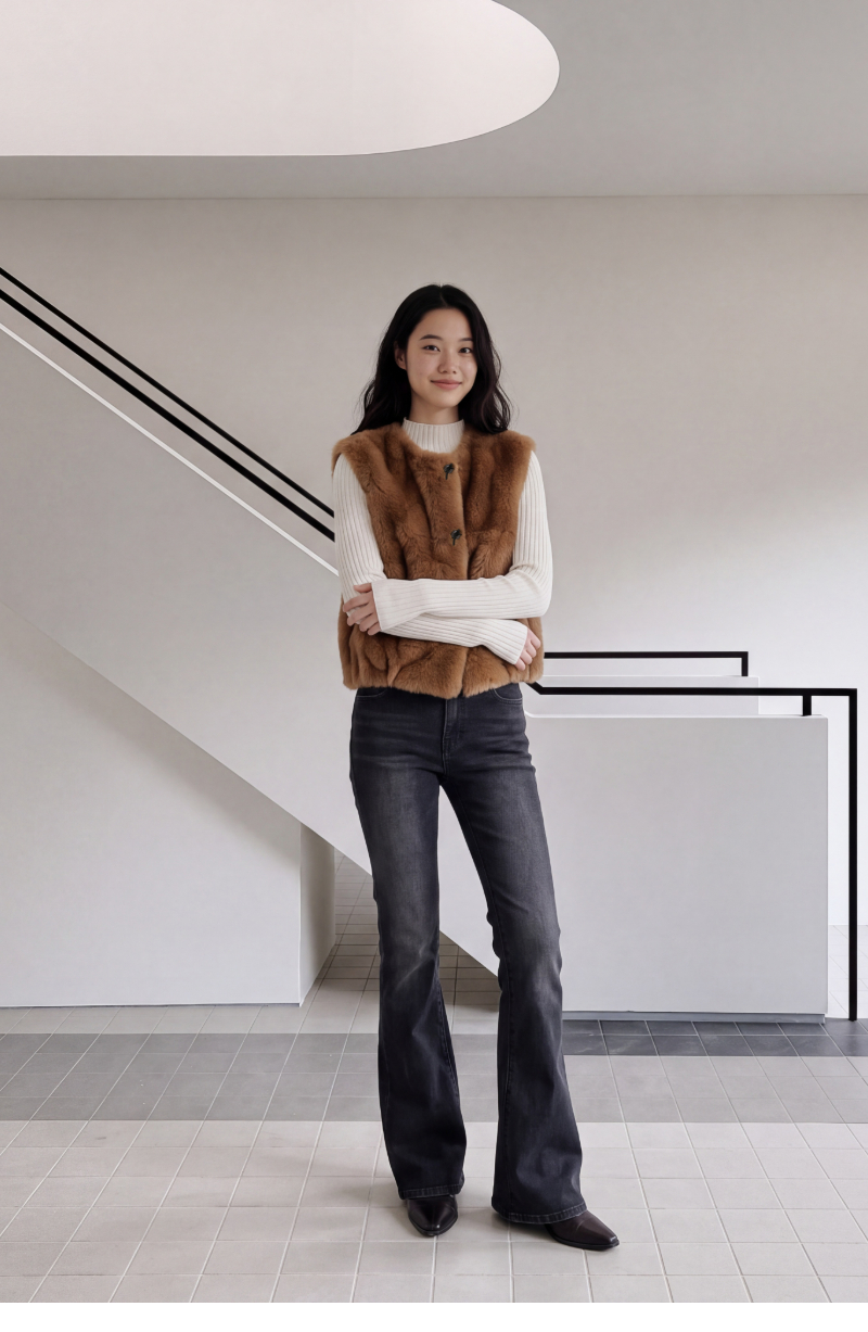 모델 착장 (model-wearing · BEIGE)
